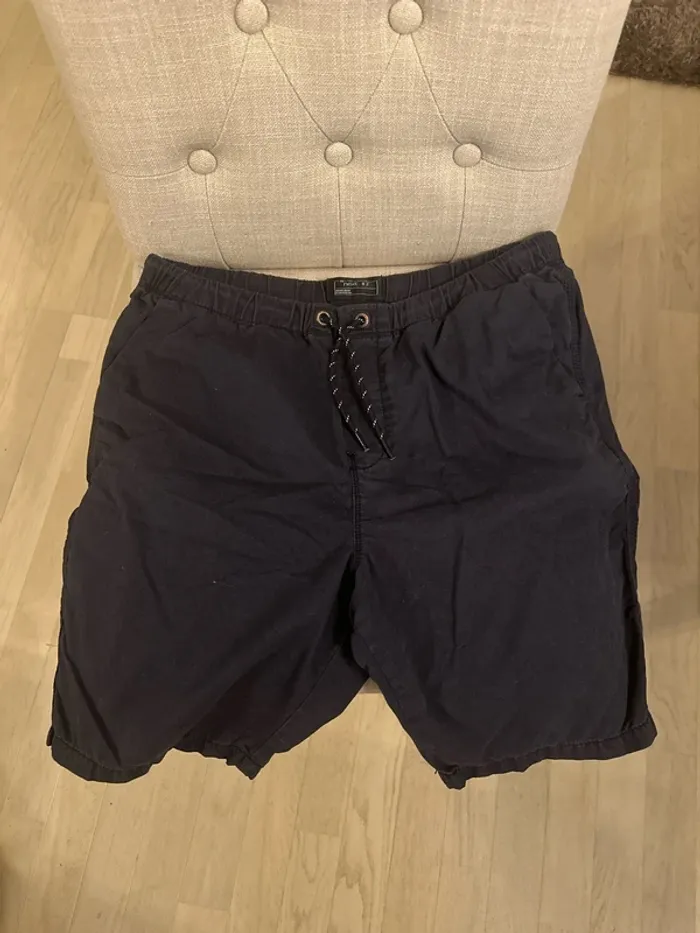 Short 🩳 Next taille 15 ans