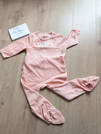 Pygama fille taille 24 mois
Marque Vertbaudet