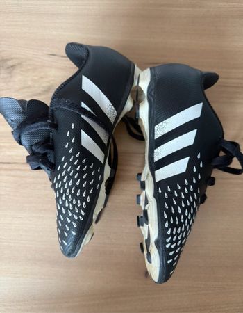 Crampons de foot  noirs