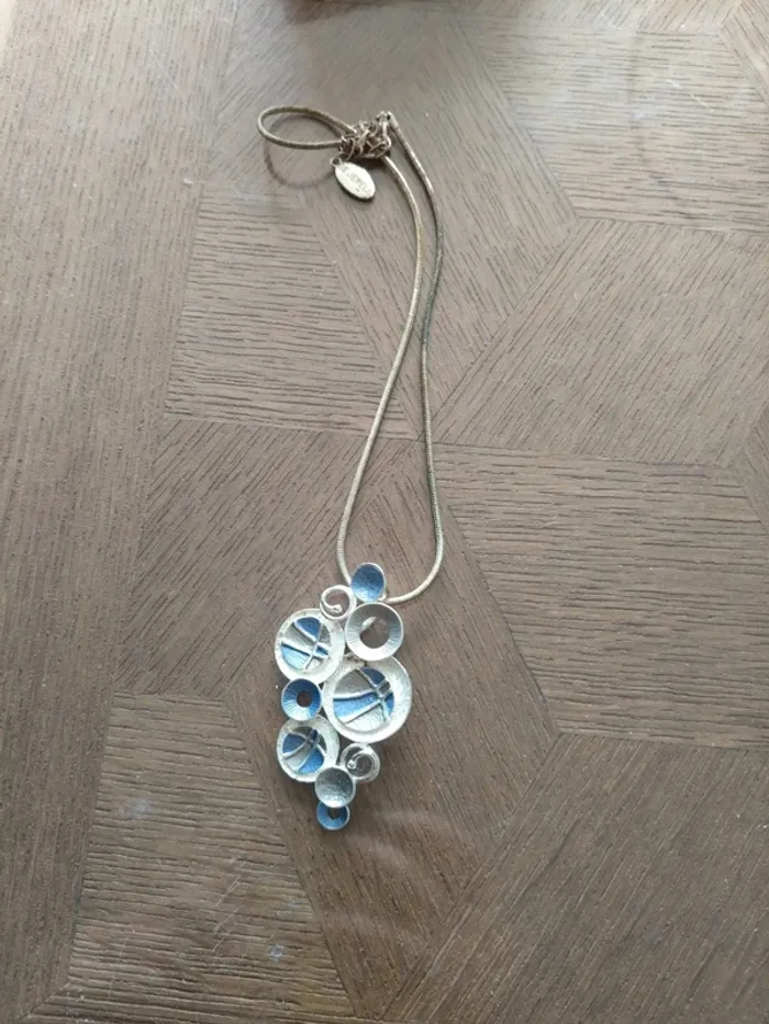 Collier
