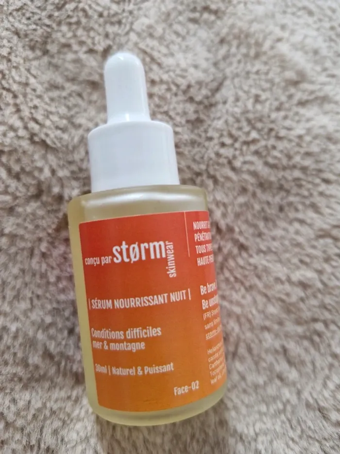 Storm skinwear  sérum nourrissant nuit.
