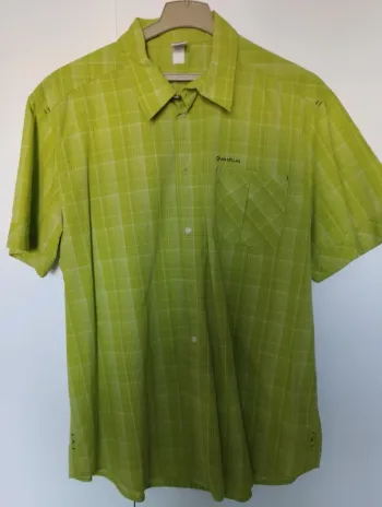 Baisse de prix:Chemisette Quechua verte XL