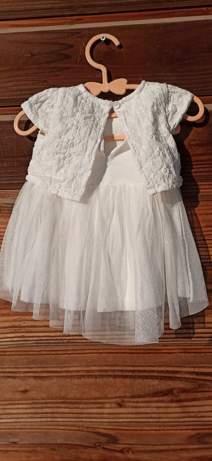 Robe blanche bébé fille 3 mois - photo numéro 2