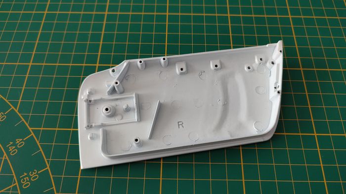 Panneau de portière droite 87A n°87 pièce détachée Porsche 911 Carrera RS 2.7 1/8 1/8ème Altaya #B37 - photo numéro 2