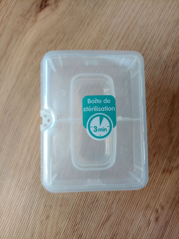 Boîte de stérilisation MAM