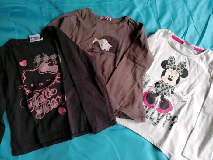 Lot de vêtements fille 5 ans - photo numéro 4