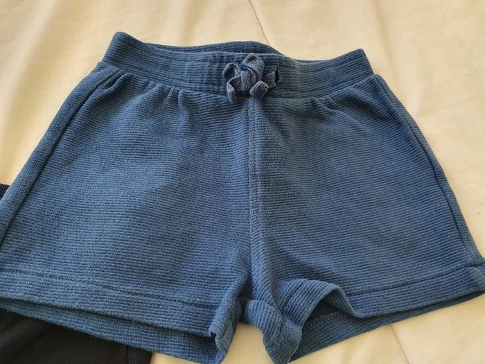 Lot de 3 shorts garçon taille 2 ans 24 mois - photo numéro 6