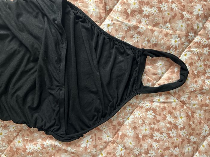 Robe noir - photo numéro 4