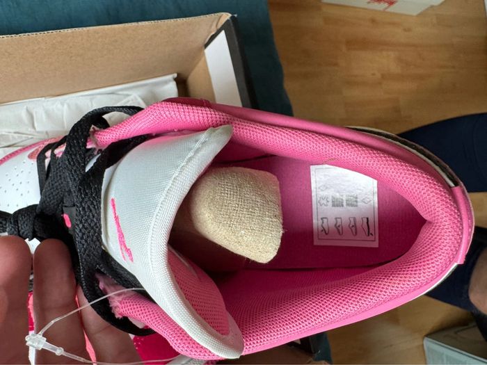 Air Jordan 1 Low GS Pinksicle – Taille 40 – Neuve avec boîte - photo numéro 6
