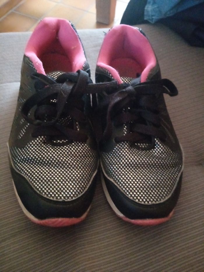 Baskets Fille taille 33