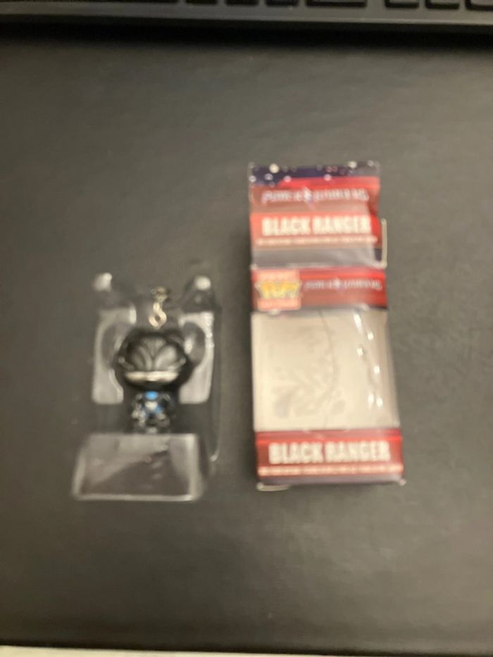 Funko Pop Keychain. Power ranger. Black Tanger. - photo numéro 2