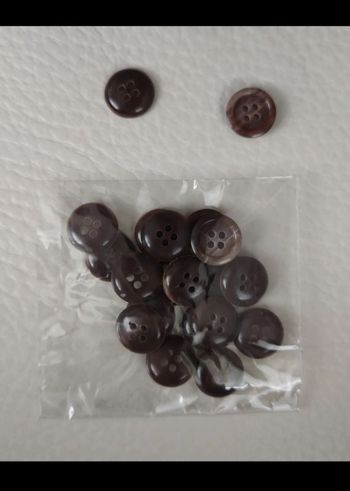 Lot de 20 boutons ronds de 1.5cm de diamètre