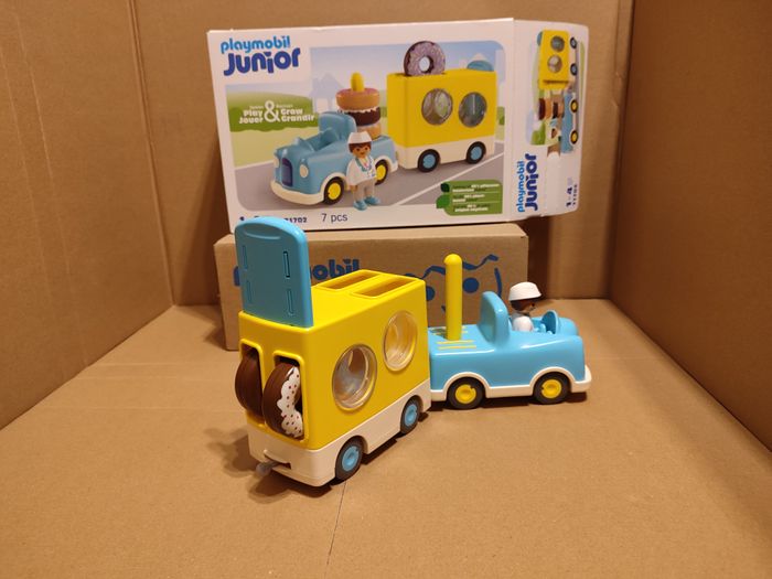 Playmobil 71702 Camion de donuts - occasion - photo numéro 4