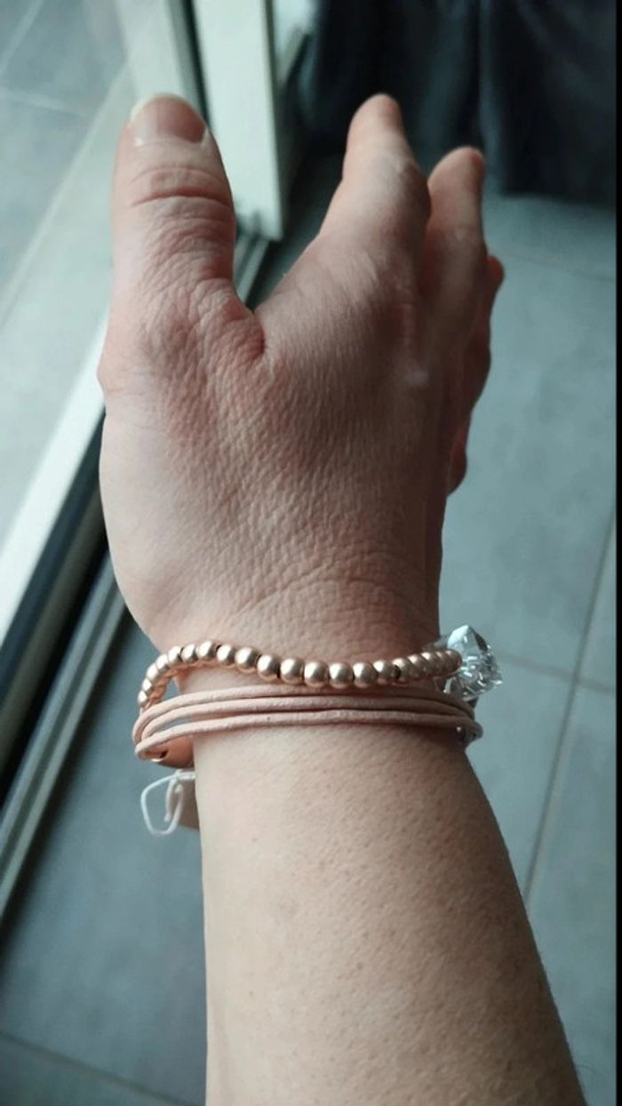 Bracelet marron clair aimanté brillant cube - photo numéro 4