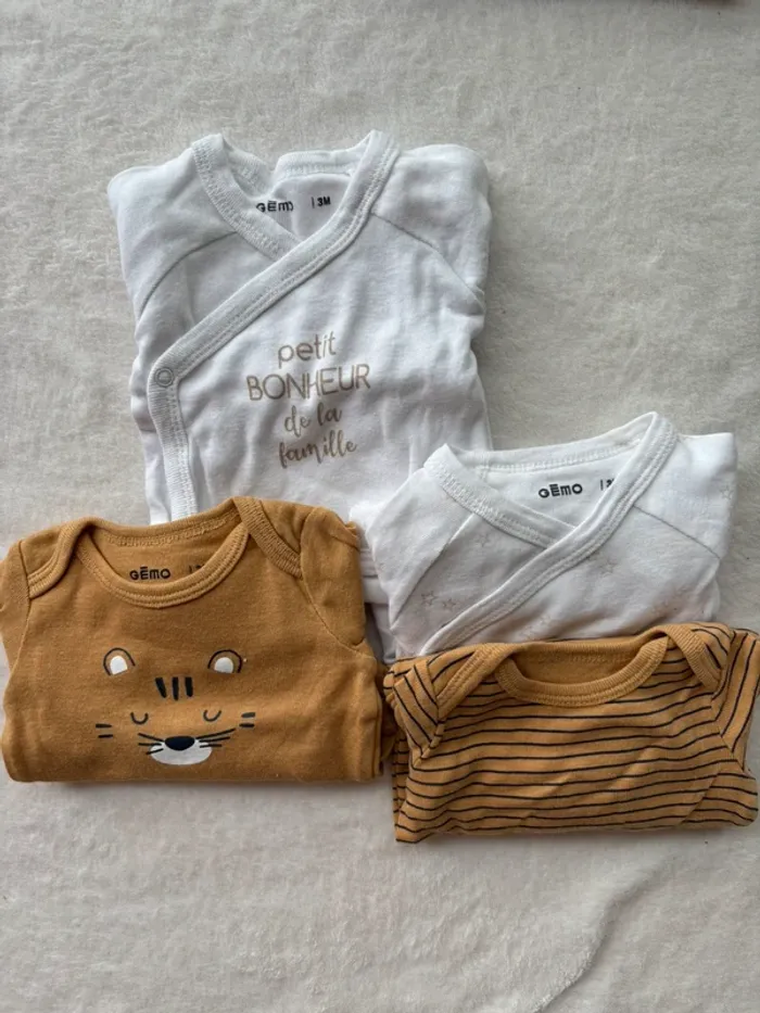 Lot bodies mixte - 3 mois