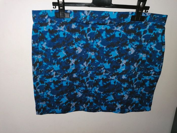 Jupe courte bleu, Kiabi, L-42.44 (Mensurations données. - photo numéro 2