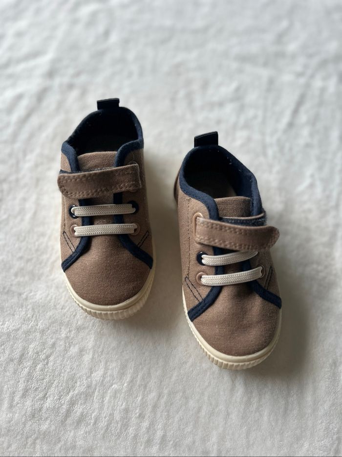 Chaussures bébé garçon taille 21 - photo numéro 2