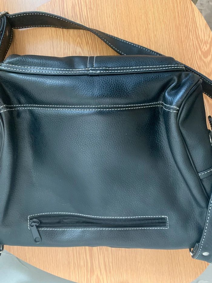 Sac à main noir très bon état - photo numéro 9