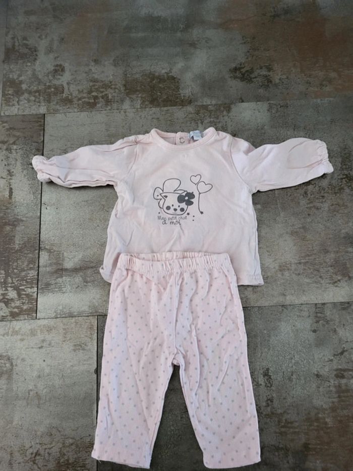 Ensemble t shirt et legging 3 mois