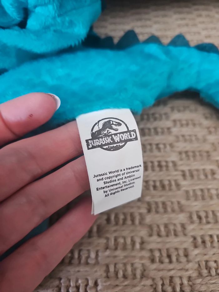 Marionnette peluche jurassic world - photo numéro 4