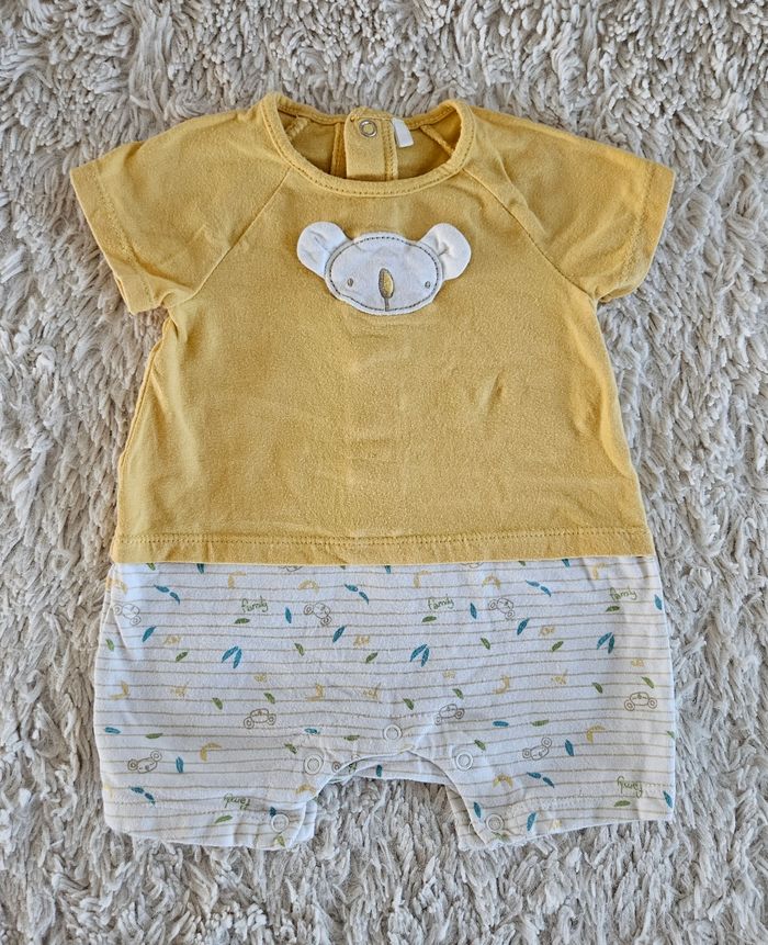 Barboteuse + salopette 1 mois - photo numéro 8