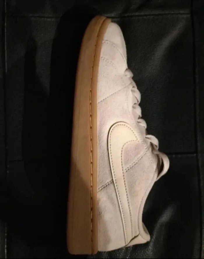 Baskets Nike crème/blanc cassé - photo numéro 9