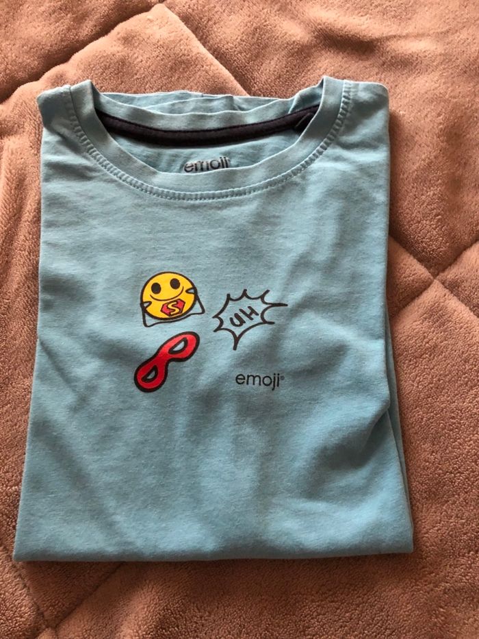 T-shirt  Emoji garçon 8-10 en TBE Lupilu