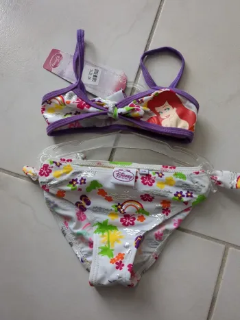 Maillot de bain Disney la petite sirène 3 ans neuf