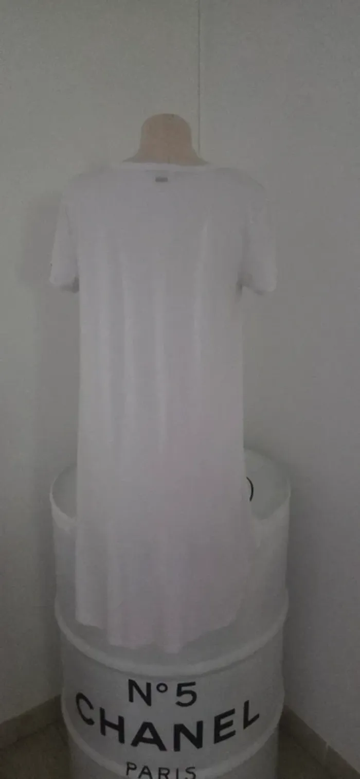 Robe blanche Armani Exchange taille M neuve - photo numéro 4