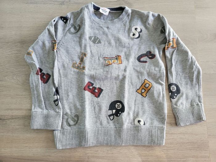 Pull tape à l'œil 6 ans