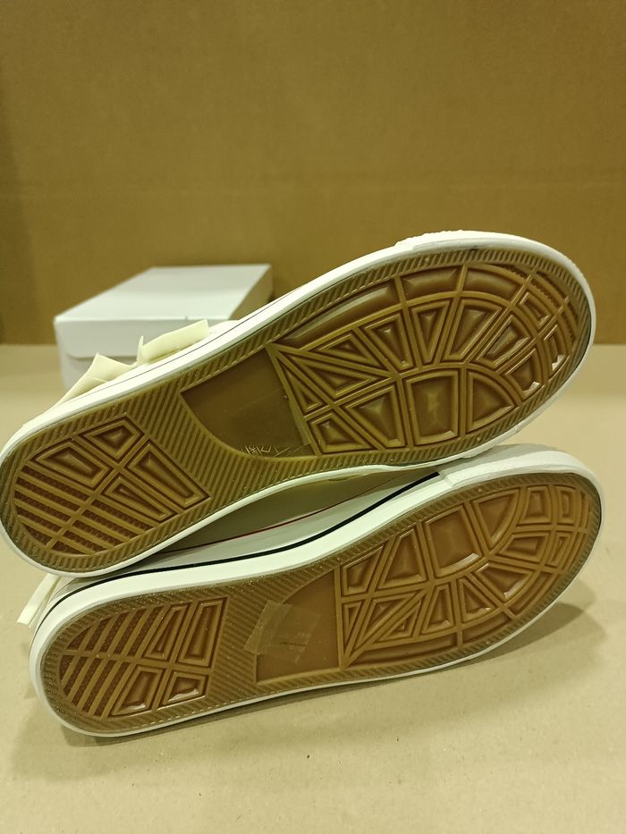 Baskets taille 38 - photo numéro 5