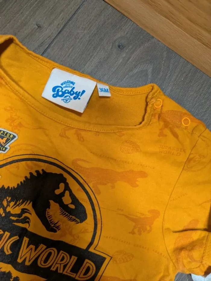 Lot 4 t-shirts manches courtes dinosaures 3 ans Kiabi orchestra marvel spiderman - photo numéro 4