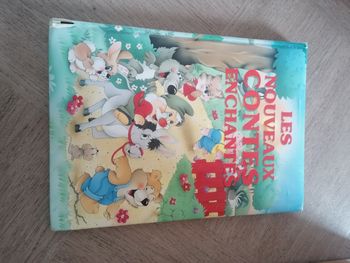 Livre contes