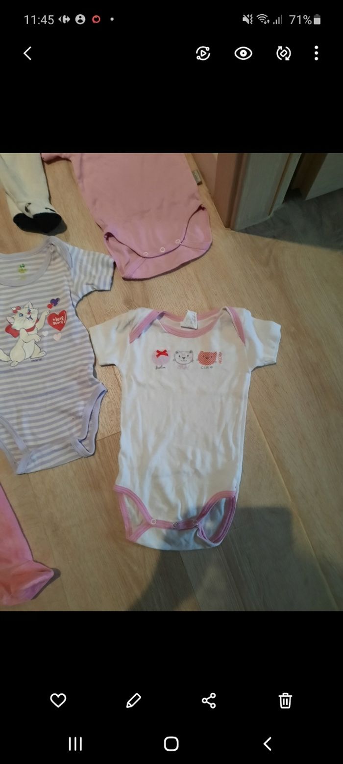Lot de pyjamas et bodys neufs et tbe - photo numéro 3