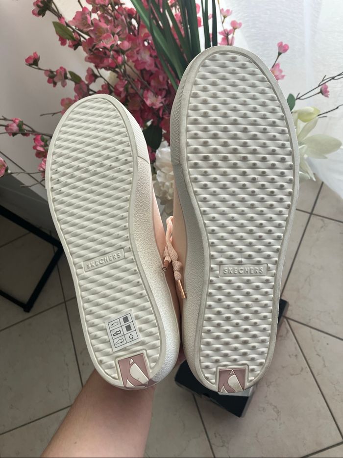 Très belles baskets rose pâle Skechers T.40 🌸 - photo numéro 9