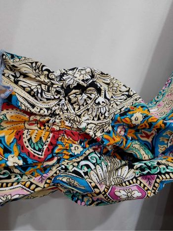 Robe bohème multicolore grande taille 50 ample, manches longues et ourlet volanté