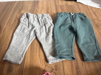 Lot 2 pantalons 18 mois obaibi