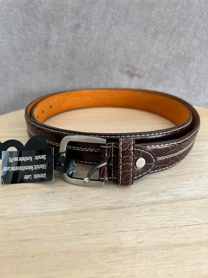 Ceinture en cuir marron taille 125 cm