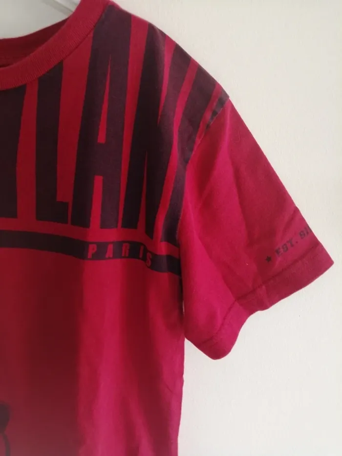 T-shirt Disneyland Paris rouge et noir - photo numéro 3