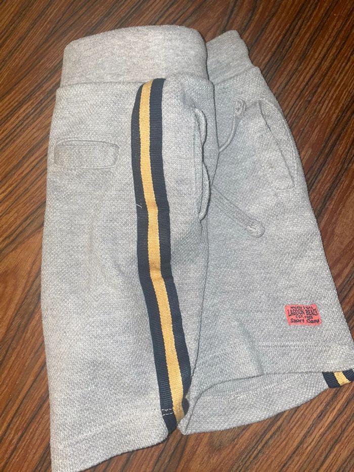 short tape à l'œil - photo numéro 2