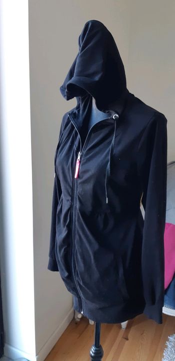 Sweat grossesse 38/40