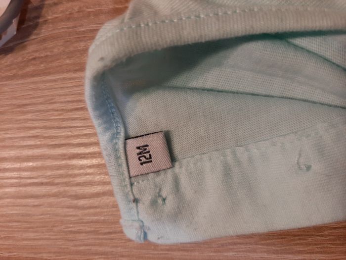 4 pantalons et 2 tuniques filles Taille 12 mois - photo numéro 8