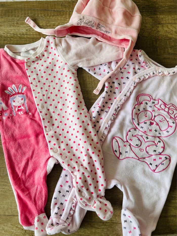 Lot fille 3 mois - photo numéro 2