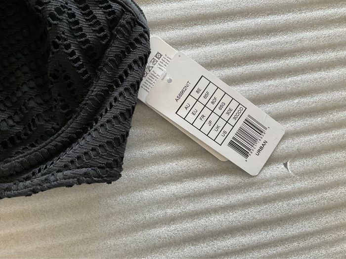 Haut maillot noir Freya neuf - photo numéro 2