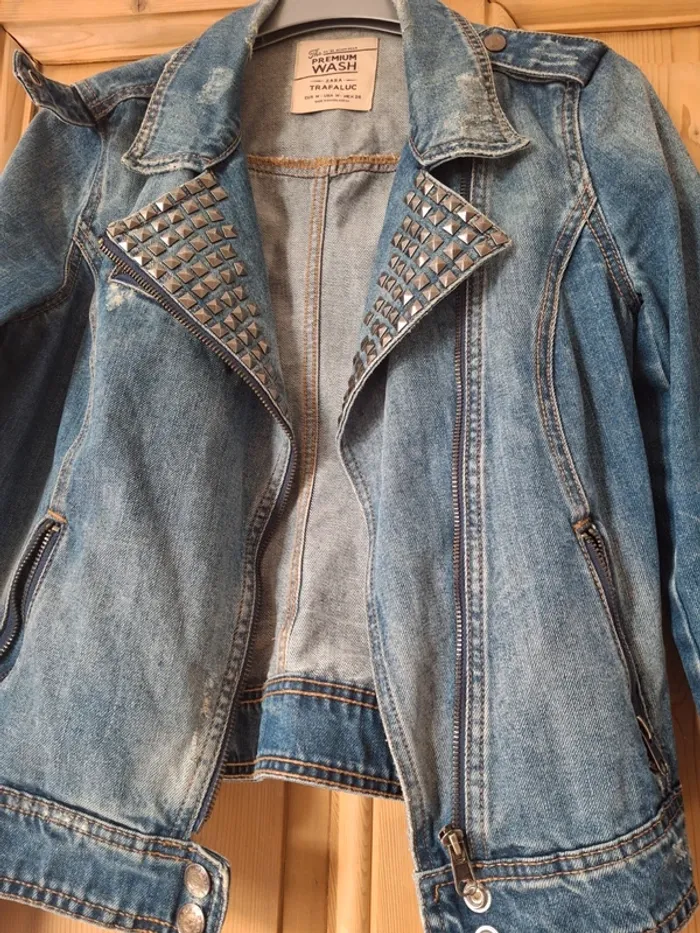 Veste en jean courte avec strass Zara - photo numéro 2