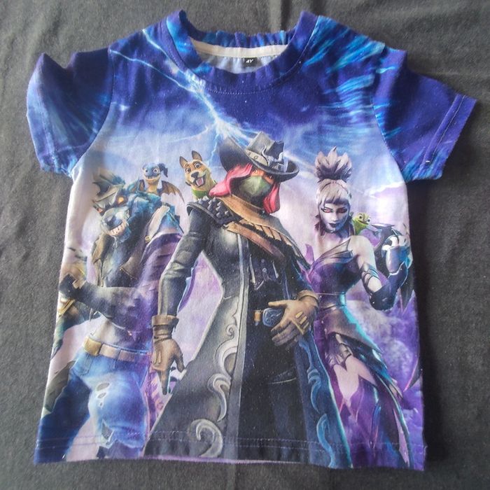 Tee short fortnite taille 4 ans
