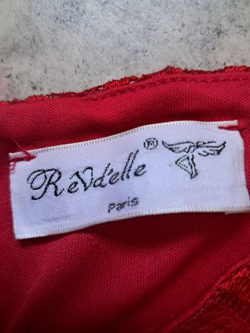 T-shirt rouge à motif