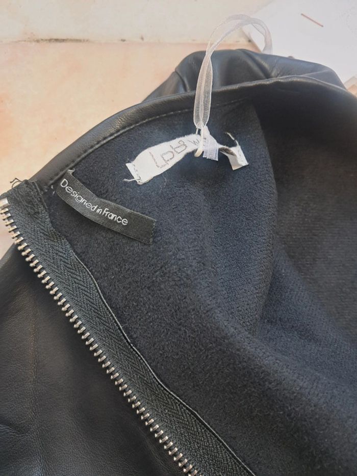 Les petites bombes robe simili T.36 neuve - photo numéro 10