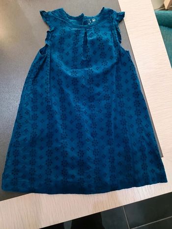 Robe brodée