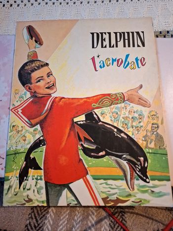 Delphin l'acrobate